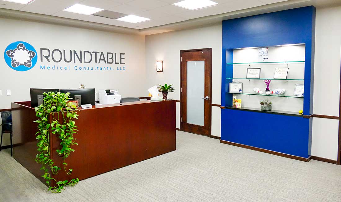 Oficina de consultores médicos de RoundTable en Houston, TX